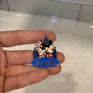 Disneyland Resort Mickey and Minnie Pin